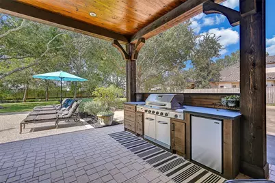 110 Century Drive, Friendswood, TX 77546 - Photo 41