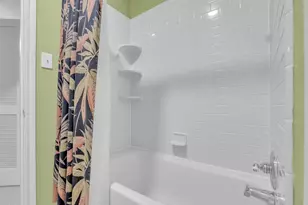 4041 Drake St, Houston, TX 77005 - Photo 13