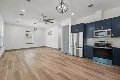 200 Canary Street, Point Blank, TX 77364 - Photo 7