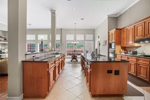 2227 Greenhaven Dr, Sugar Land, TX 77479 - Photo 11