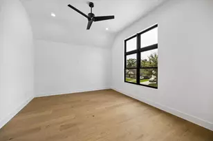 1710 Gardenia Dr, Houston, TX 77018 - Photo 21