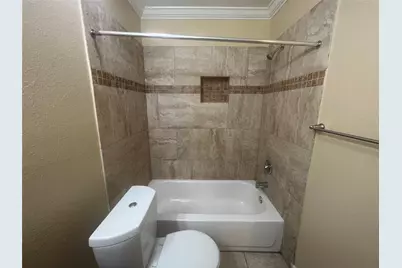 10110 Westview Drive #3215, Houston, TX 77043 - Photo 9