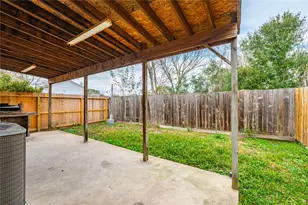 9283 Kingsflower Cir, Houston, TX 77075 - Photo 21