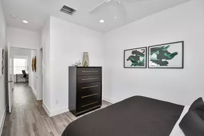 2004 Laverne Willow Lane #B, Houston, TX 77080 - Photo 19