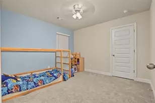 10 Gemstone Ct, Angleton, TX 77515 - Photo 17