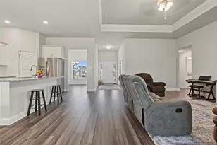 10 Gemstone Ct, Angleton, TX 77515 - Photo 5