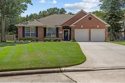 2015 E Trail Water Court, Houston, TX 77339 - Photo 1