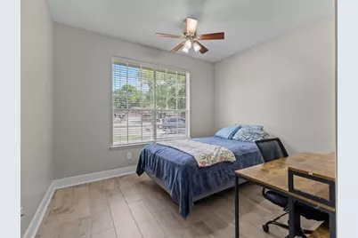 2015 E Trail Water Court, Houston, TX 77339 - Photo 15