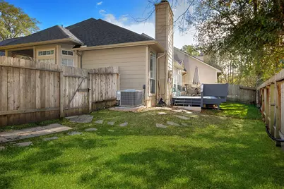 182 N Valley Oaks Circle, The Woodlands, TX 77382 - Photo 27