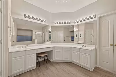 4011 Waterwood Drive, Baytown, TX 77521 - Photo 23