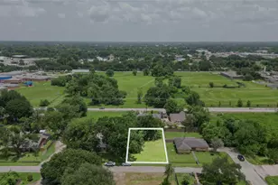7602 Echo Brook Dr, Houston, TX 77037 - Photo 1