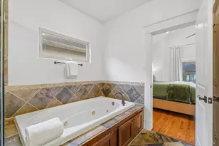 4011 Feagan St, Houston, TX 77007 - Photo 37