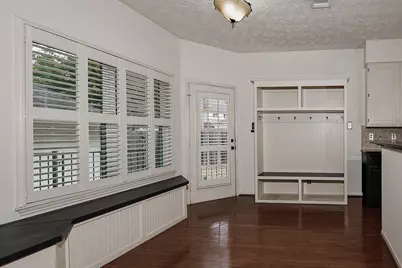 26 Gate Hill Drive, The Woodlands, TX 77381 - Photo 11