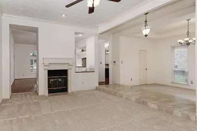 26 Gate Hill Drive, The Woodlands, TX 77381 - Photo 7