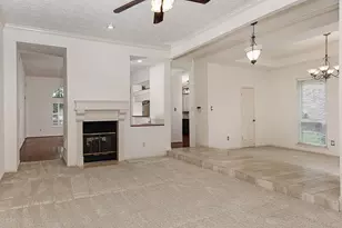 26 Gate Hill Dr, The Woodlands, TX 77381 - Photo 7