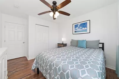 18506 E De Vaca, Galveston, TX 77554 - Photo 29