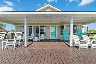 18506 E De Vaca, Galveston, TX 77554 - Photo 7
