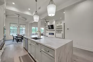 6859 Kingston Cove Ln, Willis, TX 77318 - Photo 19