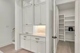 6859 Kingston Cove Ln, Willis, TX 77318 - Photo 17