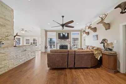 5250 Lauren Road, Alvin, TX 77511 - Photo 3