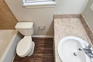 8782 Flossie Mae St, Houston, TX 77029 - Photo 17