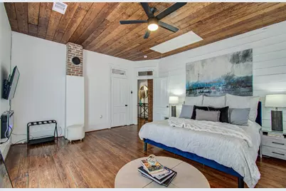 1624 Avenue K, Galveston, TX 77550 - Photo 37