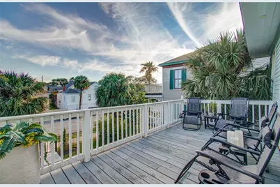 1624 Avenue K, Galveston, TX 77550 - Photo 39