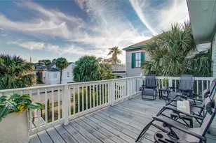 1624 Avenue K, Galveston, TX 77550 - Photo 39