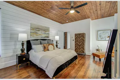 1624 Avenue K, Galveston, TX 77550 - Photo 27