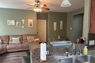 1007 Oak Falls Dr, Conroe, TX 77378 - Photo 11