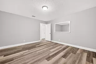 6354 Dellfern Dr, Houston, TX 77035 - Photo 13