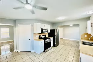 17030 Cypresswood Glen Tr, Hockley, TX 77447 - Photo 9