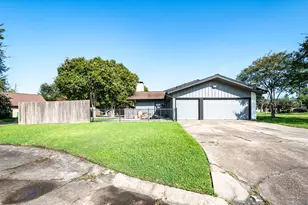 5017 Glenhaven Dr, Baytown, TX 77521 - Photo 3