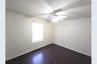 6131 Andwood Street #B, Houston, TX 77087 - Photo 11