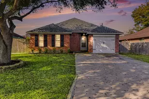 2705 Clara Ln, Texas City, TX 77590 - Photo 1