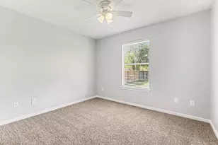 2705 Clara Ln, Texas City, TX 77590 - Photo 15