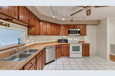 8302 Opalwood Lane, Humble, TX 77338 - Photo 7