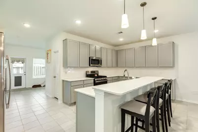 10514 Watershed Drive, Rosharon, TX 77583 - Photo 11