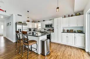 16542 E Bayside Way, Galveston, TX 77554 - Photo 11