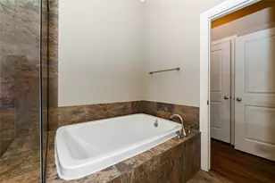 4530 Eli St, Houston, TX 77007 - Photo 27