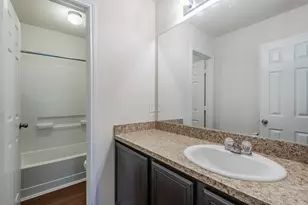 14942 Hidalgo Valley Ln, Houston, TX 77090 - Photo 17