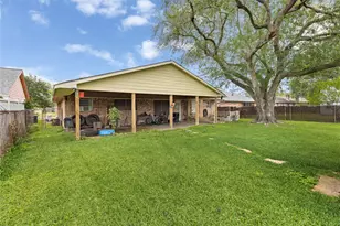 1818 New Orleans St, Deer Park, TX 77536 - Photo 29