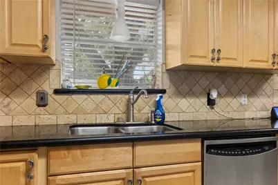 1818 New Orleans Street, Deer Park, TX 77536 - Photo 9