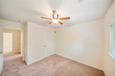 10 Orchid Grove Place, The Woodlands, TX 77385 - Photo 17