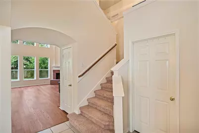 10 Orchid Grove Place, The Woodlands, TX 77385 - Photo 3