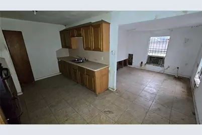 7930 Carolwood Drive, Houston, TX 77028 - Photo 7