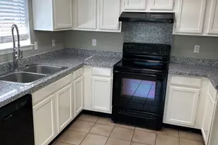 25402 Sugar Valley Ln, Spring, TX 77373 - Photo 5