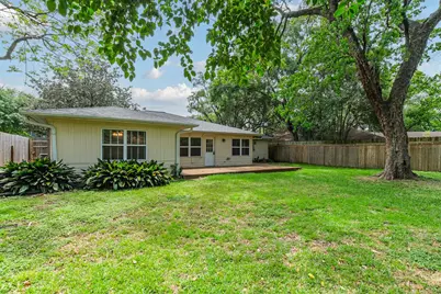 5450 Stillbrooke Drive, Houston, TX 77096 - Photo 23