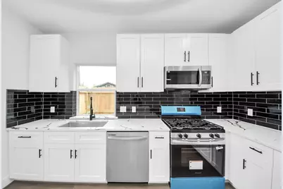 8012 Miley Street, Houston, TX 77028 - Photo 13