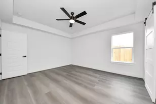 8012 Miley St, Houston, TX 77028 - Photo 31